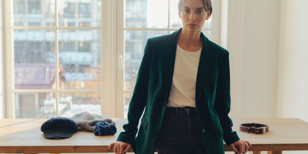 Bavlněný samet pro každodenní nošení – inspirativní nápady na bundy, kalhoty a doplňky